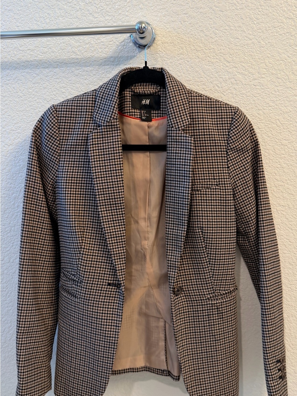 H&M Brown and Black Houndstooth Blazer